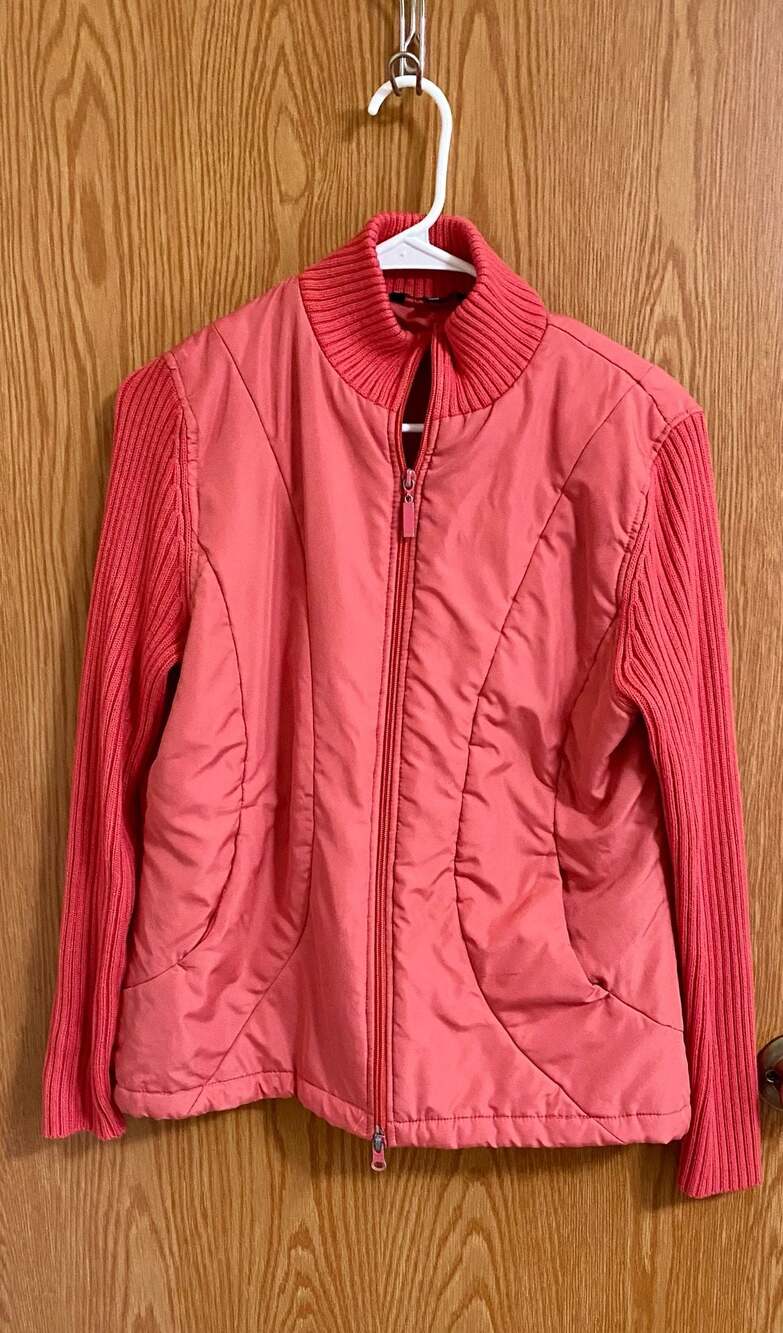 Carolyn Taylor Coral Pink Quilted Puffer Jacket with Knit Sleeves Size M